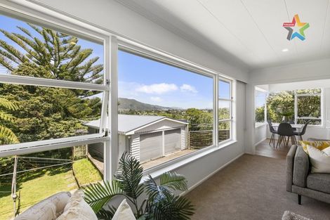 Photo of property in 10 Major Drive, Kelson, Lower Hutt, 5010