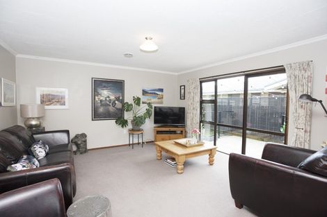 Photo of property in 72 Mackenzie Street, Winton, 9720