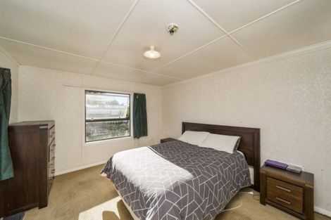 Photo of property in 8a Fitzroy Street, Normanby, Hawera, 4614