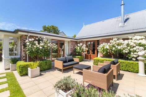 Photo of property in 40 Weka Street, Fendalton, Christchurch, 8041