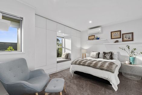 Photo of property in 2/70 Hinemoa Street, Birkenhead, Auckland, 0626