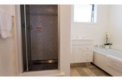 Photo of property in 1/14a Millhill Lane, Huntsbury, Christchurch, 8022