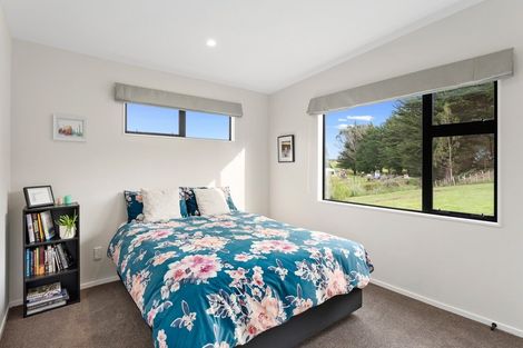 Photo of property in 22 Kristin Place, Manakau, Levin, 5573