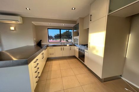 Photo of property in 1/4a Beresford Street, Bayswater, Auckland, 0622