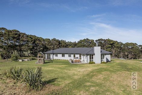 Photo of property in 1293 Old North Road, Helensville, 0875