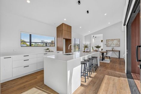 Photo of property in 17 Kelly Road, Cambridge, 3434