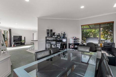 Photo of property in 8 Elmbridge Place, Owhata, Rotorua, 3010