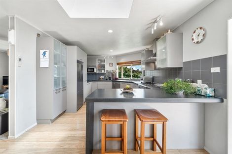 Photo of property in 4 Caversham Drive, Torbay, Auckland, 0630