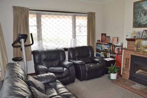 Photo of property in 51 Seabrook Avenue, New Lynn, Auckland, 0600