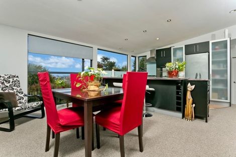Photo of property in 63b Sunset Road, Totara Vale, Auckland, 0632