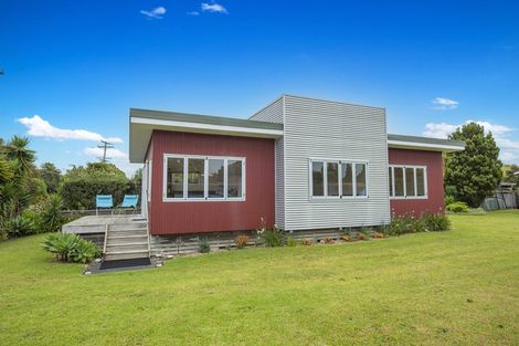 Photo of property in 2177 Whananaki North Road, Whananaki, Hikurangi, 0181