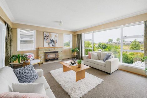 Photo of property in 56 Acacia Crescent, Glenview, Hamilton, 3206