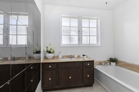 Photo of property in 27 Sunbrae Drive, Silverstream, Upper Hutt, 5019