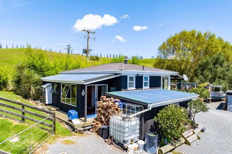 Photo of property in 2305 State Highway 12, Paparoa, 0571