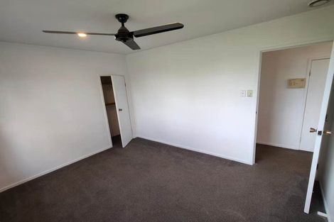 Photo of property in 30 Pipitea Place, Massey, Auckland, 0614