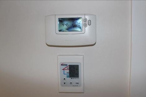 Photo of property in 43 Saffron Street, Birkdale, Auckland, 0626