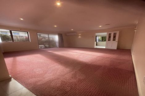Photo of property in 20 Karetu Road, Greenlane, Auckland, 1051