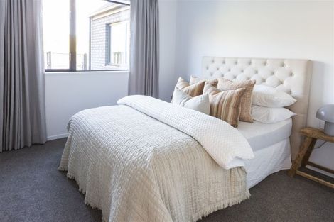 Photo of property in 1/11 Truscotts Road, Heathcote Valley, Christchurch, 8022