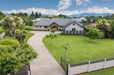 Photo of property in 5 Orchard Grove, East Taieri, Mosgiel, 9024