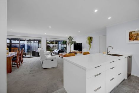 Photo of property in 22c Waihi Road, Hawera, 4610