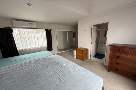 Photo of property in 1a Picasso Drive, West Harbour, Auckland, 0618