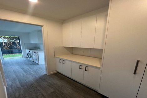 Photo of property in 12 Boocock Crescent, Orewa, 0931