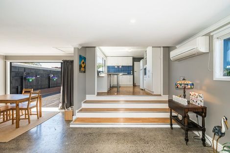 Photo of property in 83 Martin Road, Paraparaumu Beach, Paraparaumu, 5032