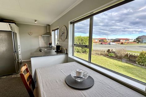 Photo of property in 2/64 Glengarry Crescent, Glengarry, Invercargill, 9810