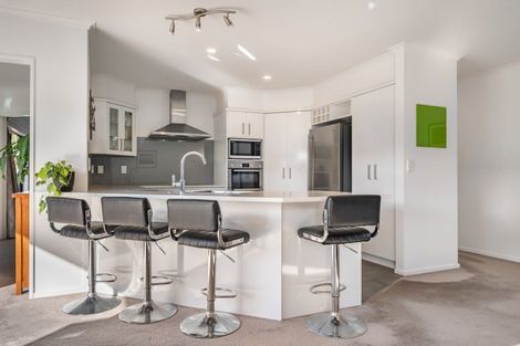 Photo of property in 76 Kirton Drive, Riverstone Terraces, Upper Hutt, 5018