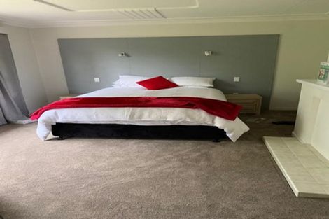 Photo of property in 200 Highgate, Roslyn, Dunedin, 9010