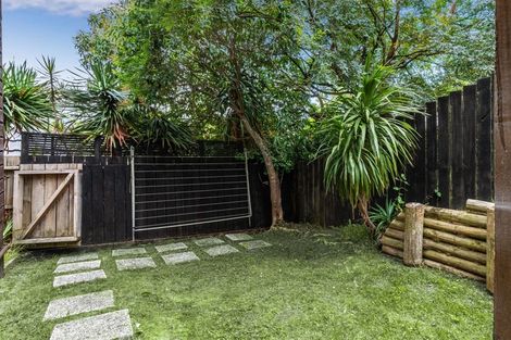 Photo of property in 8/82 Bassett Road, Remuera, Auckland, 1050
