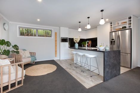 Photo of property in 7 Waitaria Terrace, Aotea, Porirua, 5024