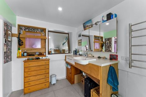 Photo of property in 20 Haywood Lane, Tawharanui Peninsula, Warkworth, 0986