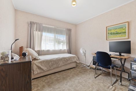 Photo of property in 1/12 Duke Street, Papakura, 2110