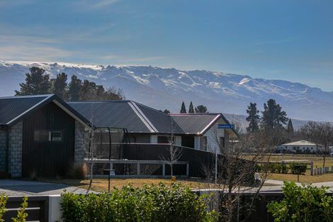 Photo of property in 63 Olds Crescent, Cromwell, 9310
