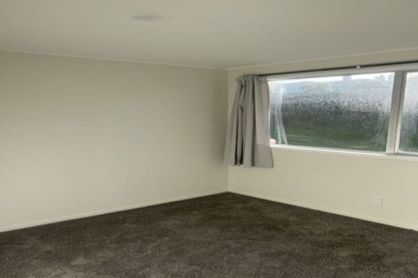 Photo of property in 26 Waimumu Road, Massey, Auckland, 0614