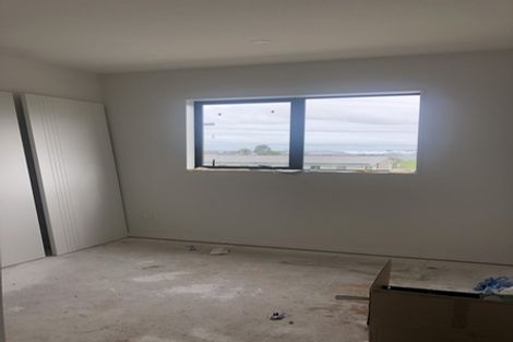 Photo of property in 141 Grove Road, Papakura, 2110