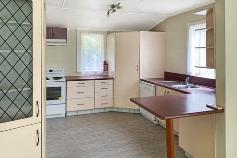 Photo of property in 86 Shakespeare Road, Bluff Hill, Napier, 4110