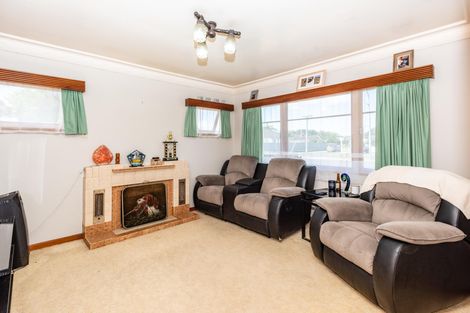 Photo of property in 215 Lytton Road, Elgin, Gisborne, 4010