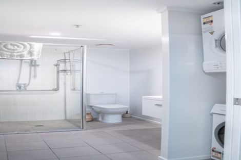 Photo of property in Atlas Apartments, 7/49 Maunganui Road, Mount Maunganui, 3116