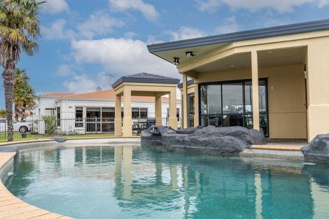 Photo of property in 10 Sudbury Court, Rototuna North, Hamilton, 3210