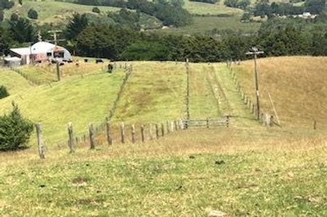Photo of property in 2100 Paparoa Valley Road, Paparoa, 0571