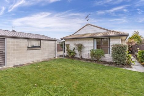 Photo of property in 1/46 Shannon Place, Belfast, Christchurch, 8051