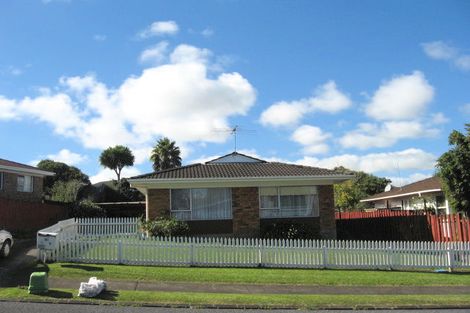 Photo of property in 1/30 Rotoiti Avenue, Pakuranga Heights, Auckland, 2010