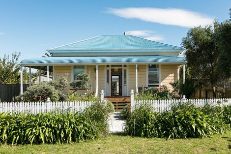 Photo of property in 13 Te Paerahi Road, Porangahau, 4293