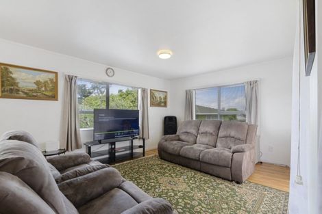 Photo of property in 2/144 Edgewater Drive, Pakuranga, Auckland, 2010