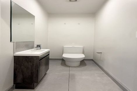 Photo of property in 6 Riroriro Close, Papakura, 2110