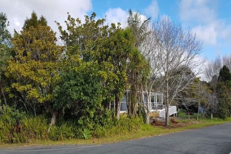 Photo of property in 129 Oakura Road, Oakura, Hikurangi, 0184