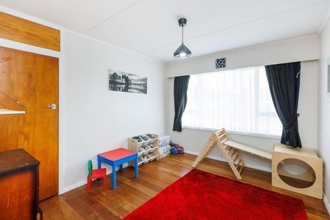 Photo of property in 958 Tremaine Avenue, Roslyn, Palmerston North, 4414