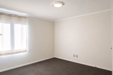 Photo of property in 2/1 Wallson Crescent, Wiri, Auckland, 2104